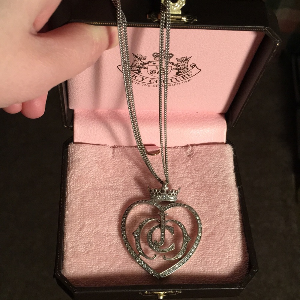 Juicy couture necklace